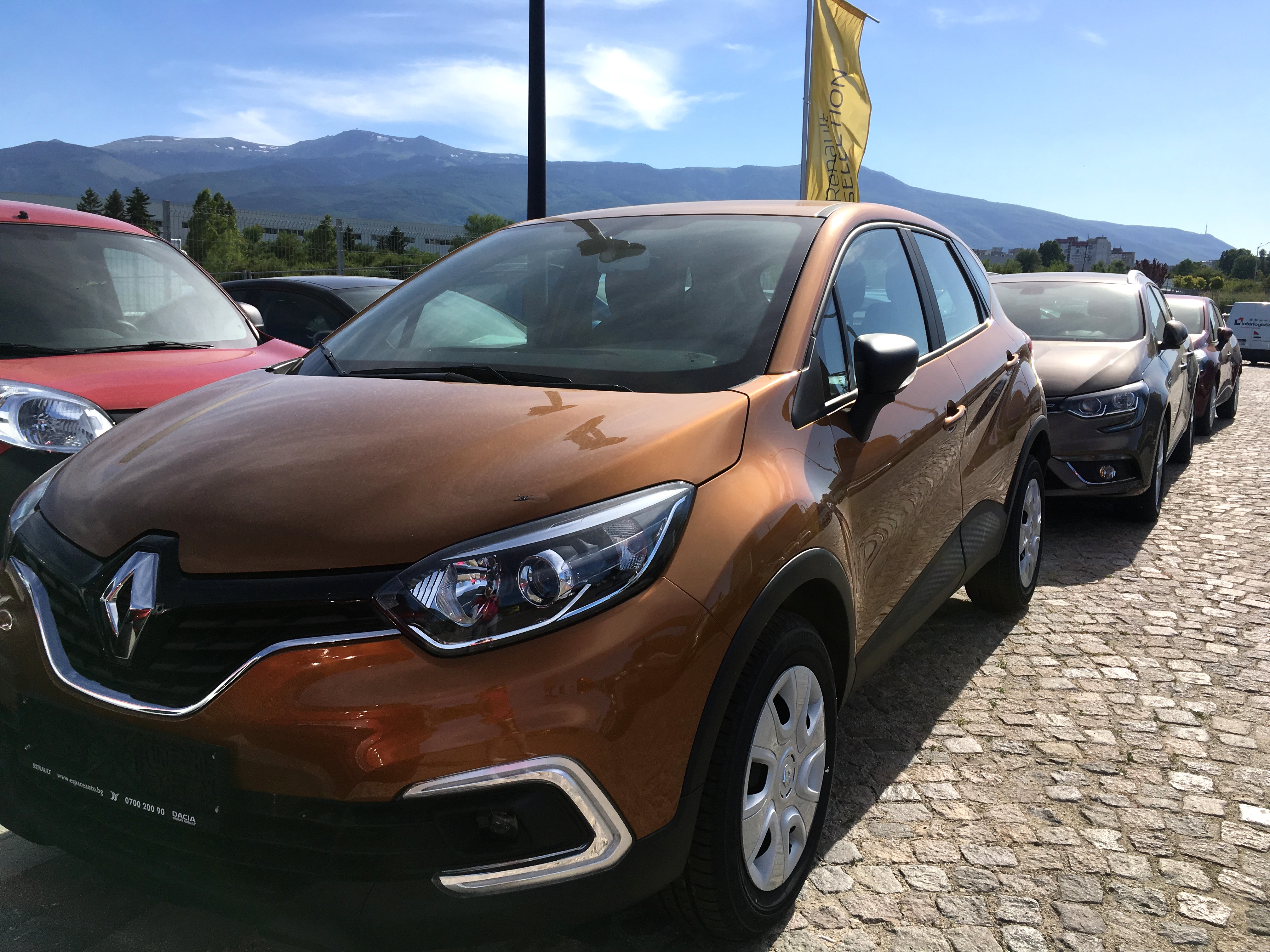 Bulgar Reno Нови автомобили Renault 2018 в Easy Rent Bulgaria
